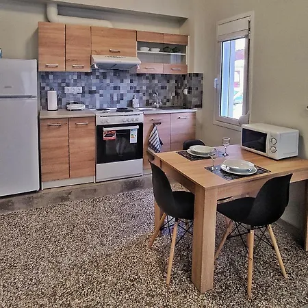 Garnet 3 Apartment Kalamata